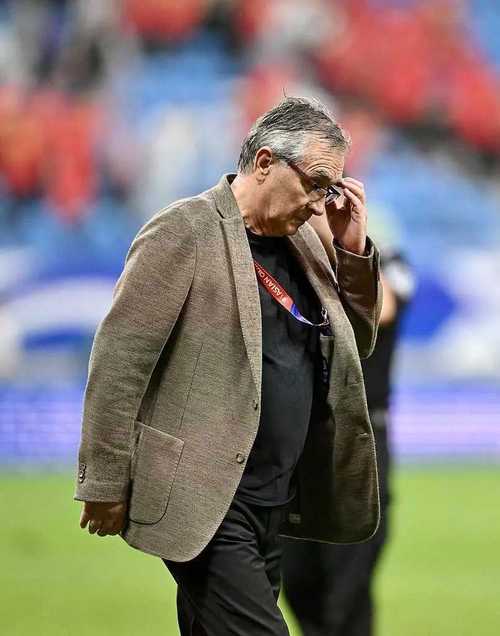 伊万：跑动量不足一直是国足的大问题，中国球员缺乏战术灵活性