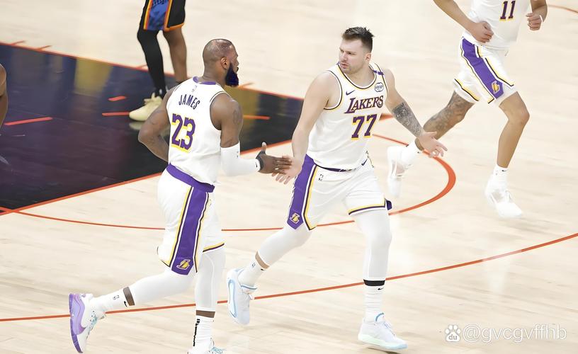 湖人中锋海斯正在办理斯洛文尼亚护照 有望明夏与东契奇并肩作战