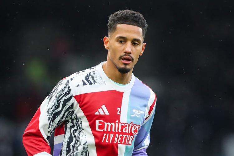 富勒姆0-1阿森纳数据：射门9-16，射正0-5，控球率37%-63%