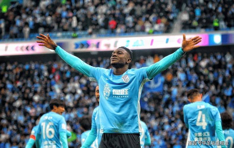 10月19日15:30中超联赛第27轮，大连英博vs武汉三镇