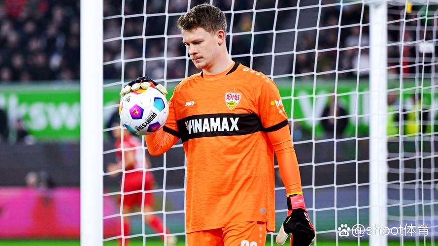 图片报：若诺伊尔和拜仁续约，德甲豪门将不得不出售努贝尔