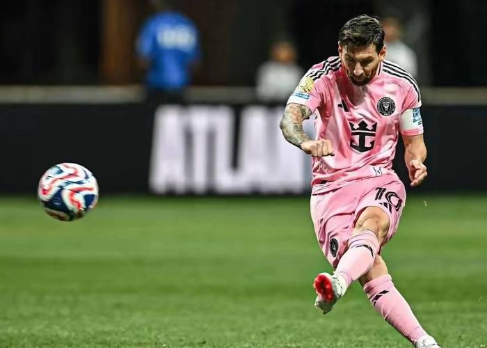 2年前迈阿密首秀任意球绝杀！梅西：那刻是上帝为我准备好的