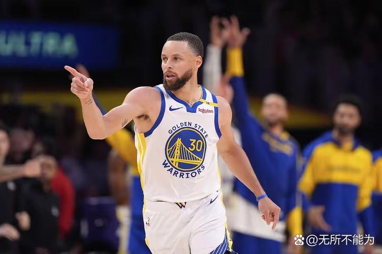 库里：巴追率队掌控了局势 我末节只需打两分钟比赛就失去悬念