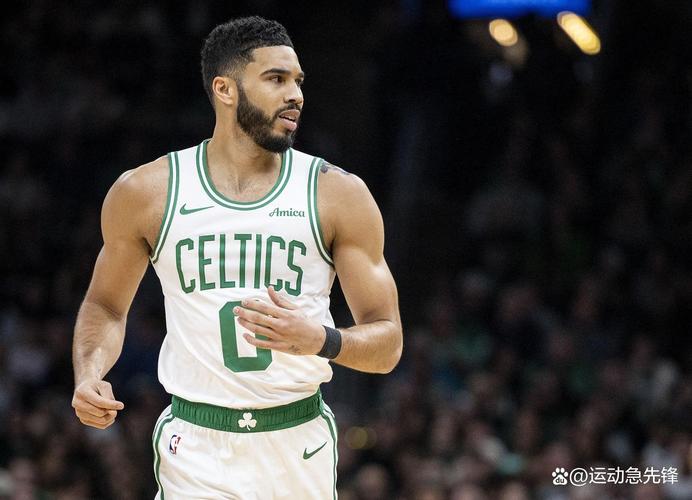 早日归来!塔图姆推特康复打卡:6个月了✅