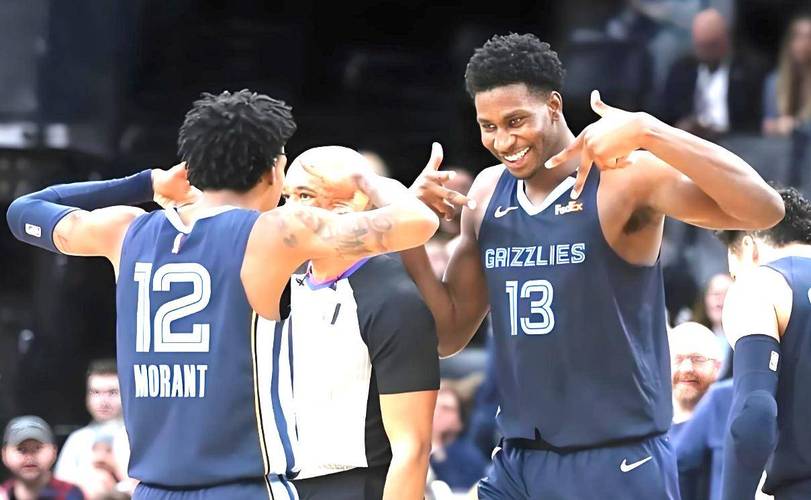 西部唯一不胜球队！鹈鹕0-4场均得分&命中率联盟倒一&近2场输66分