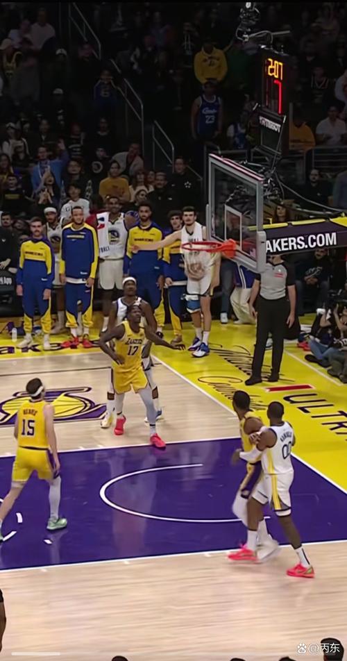 附加赛大获成功 NBA杯却陷入尴尬境地 问题究竟出在哪里？