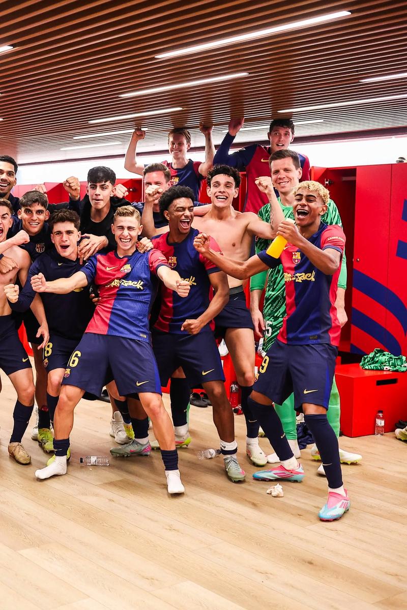 详细阅读:世体:为800万欧奖金,巴萨计划12月前往秘鲁踢友谊赛 世体:为800万欧奖金,巴萨计划12月前往秘鲁踢友谊赛