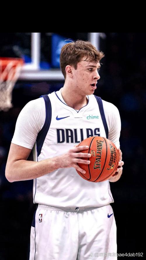 弗拉格打控卫!基德:出于球队伤病考量 想让他在4月比赛时能抗压