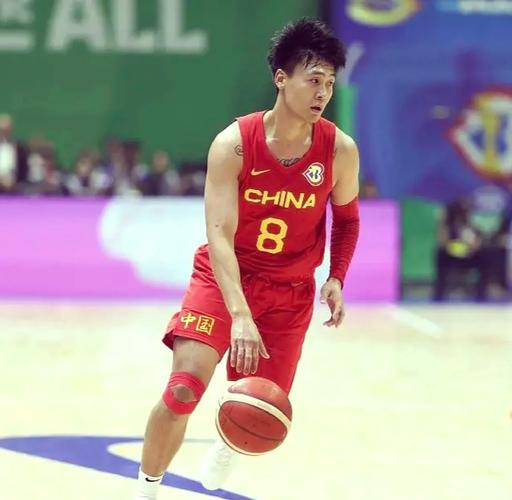 全运会小组赛-赵睿13分8板7助 广东全运男篮战胜浙江全运男篮