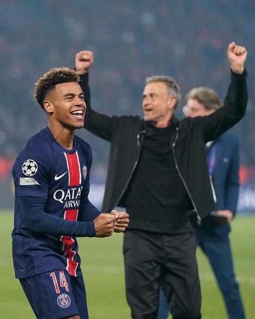 小法：挑战国米能检验我们的水平，科莫要在6、7年内抗衡最强球队